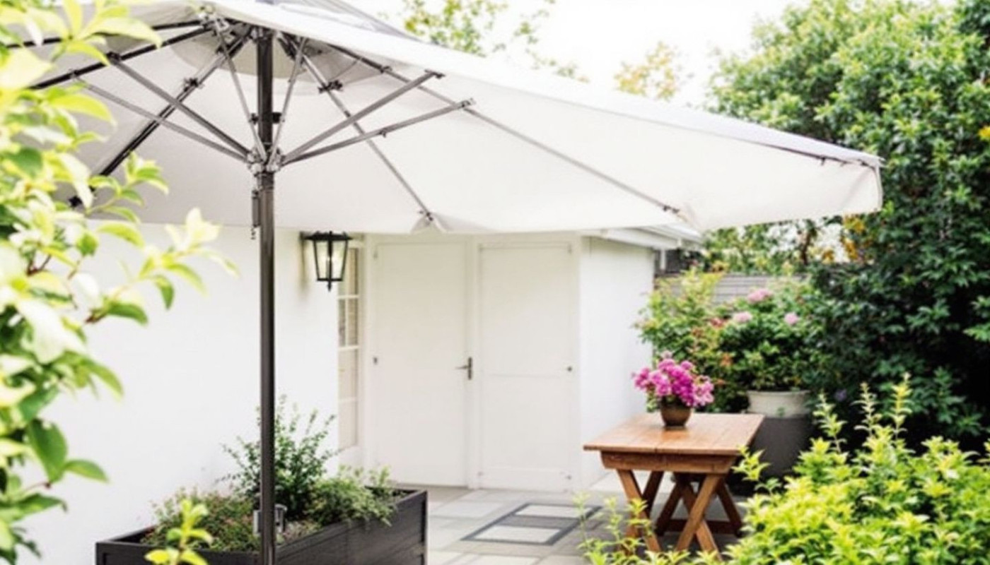 Comment un parasol déporté transforme-t-il votre espace extérieur ?